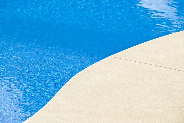 Cost of Pool Deck Paving in Delaware