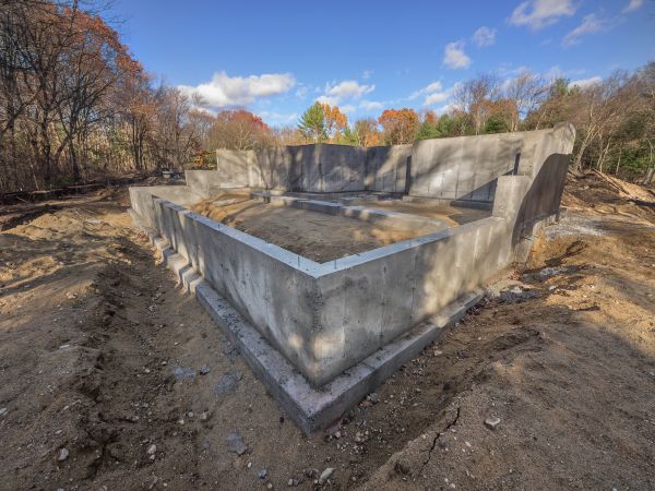 Foundation Wall Pouring in Delaware