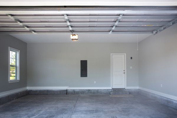 Garage Floor Installation in Delaware