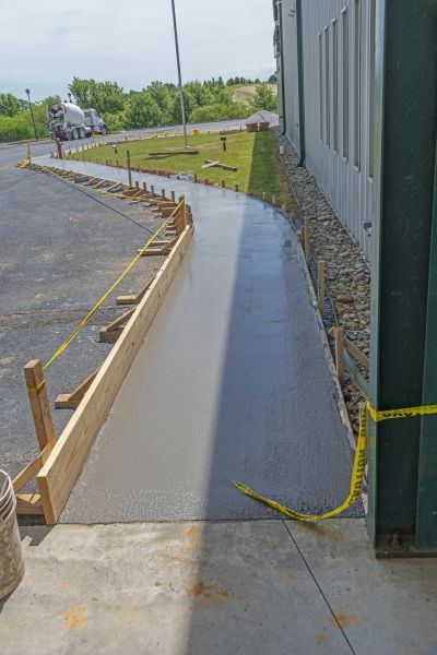 Concrete Sidewalk Paving in Delaware